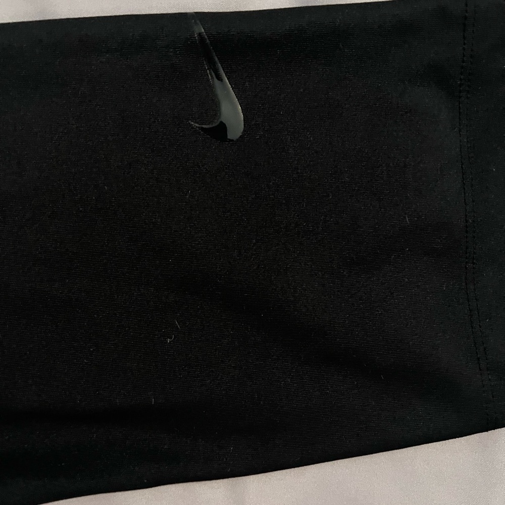 Nike Dri-Fit - Picture 3 of 3